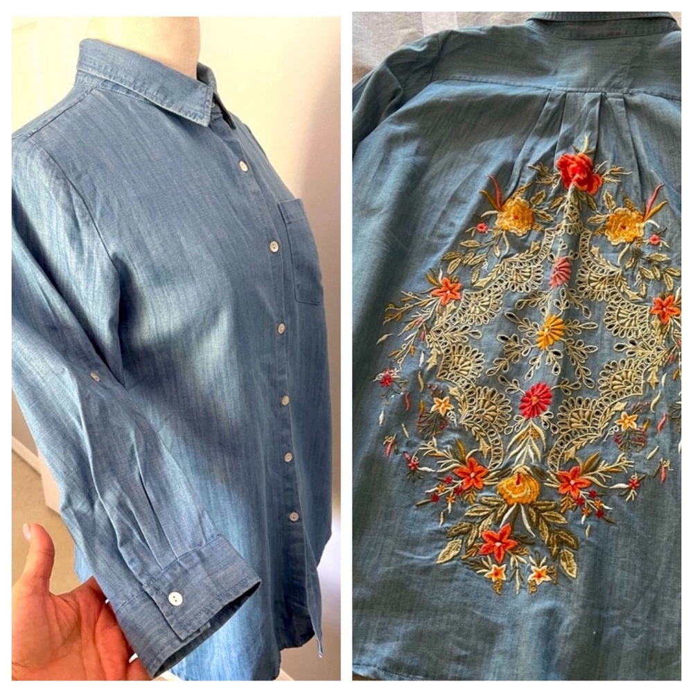 Kyla Seo Anthropologie Button up shirt embroidery in back size small NWOT